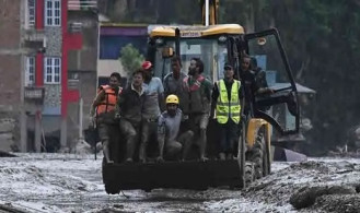 নেপালে বন্যায় নিখোঁজ ১৫০০, মৃত্যু ১৬৫ এর বেশি