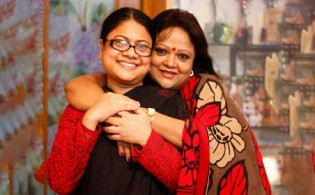 ‘আজকের সব ফুল সাবিনা ইয়াসমিন আপার জন্য ফুটুক’