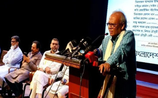 ‘শুধু কর্মসূচি নয়, গ্যাস-বিদ্যুৎ সংকট সমাধানে বিকল্প পরিকল্পনা দিন’