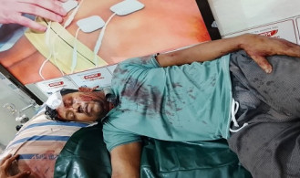 শিমুলিয়া ঘাটে বেদেদের হামলায় স্টাফ ও পর্যকটসহ আহত ১৫