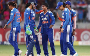 লঙ্কানদের উড়িয়ে এশিয়া কাপ ভারতের
