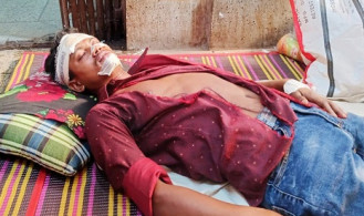 জামালপুরে জমি নিয়ে বিরোধে বাড়িঘরে হামলা-মারধর, থানায় অভিযোগ