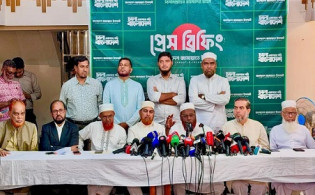 ‘আ.লীগকে ফেরার পথ করে দিচ্ছে সরকার’