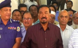 ‘১০ বছরেও শেখ হাসিনার ফেরার সম্ভাবনা নেই’