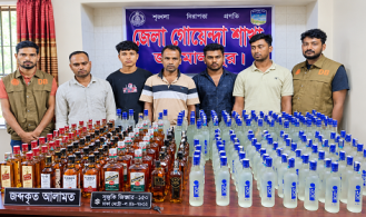 আমদানিনিষিদ্ধ ২১৭ বোতল ভারতীয় মদ উদ্ধার, গ্রেফতার ৫