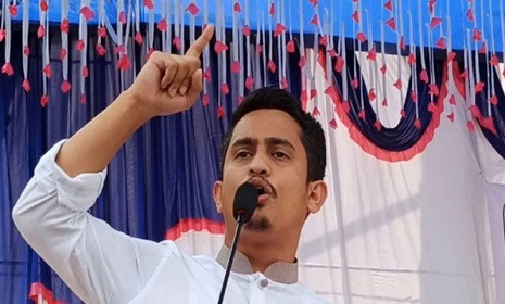 এনসিপিকে শুভেচ্ছা জানাতে সড়কে শিক্ষার্থীরা, ক্ষোভ ঝাড়লেন সারজিস