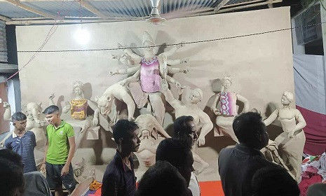 কুষ্টিয়ায় মন্দিরে প্রতিমা ভাঙচুর