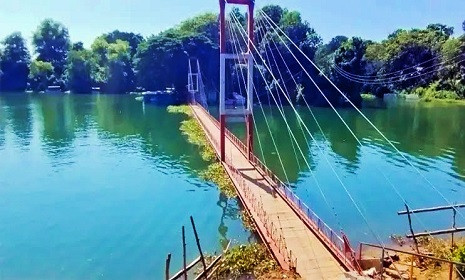 আড়াই মাস পর ভেসে উঠল রাঙ্গামাটি ঝুলন্ত সেতু