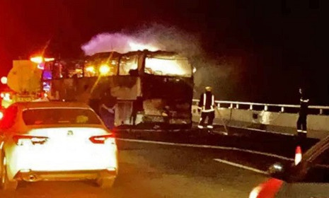 মক্কা-মদিনা রুটে ভয়াবহ বাস দুর্ঘটনা, ৪২ ভারতীয় ওমরাহযাত্রী নিহত  