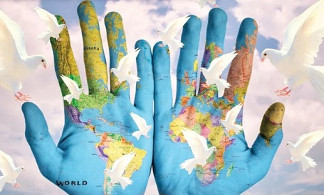 শক্তির বাইরে দাঁড়িয়ে শান্তির নৈতিক অবস্থান