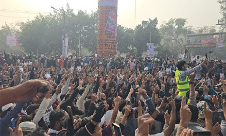 ‘এক হাদি লোকান্তরে, লক্ষ হাদি লড়াই করে’