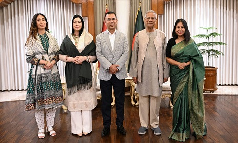 প্রধান উপদেষ্টার সঙ্গে তারেক রহমানের সৌজন্য সাক্ষাৎ