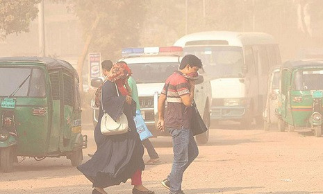 ঢাকার বাতাস ছুটির দিনেও ‘দুর্যোগপূর্ণ’