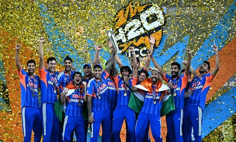 রেকর্ড ১৩১ কোটি রুপি বোনাস পাচ্ছে বিশ্বকাপজয়ী ভারতীয় দল