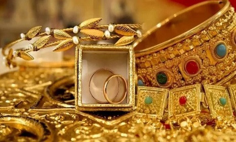 ভরিতে সোনার দাম কমলো ৩৩২৪ টাকা