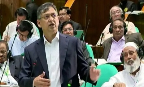 ‘গণভোটের রায় বাস্তবায়নের আগে সংবিধান সংশোধন করতে হবে’