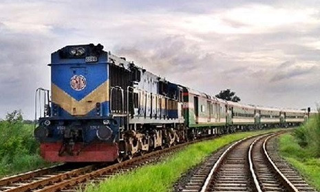 ঈদ শেষে ফিরতি যাত্রার ২৬ মার্চের ট্রেন টিকিট মিলবে আজ