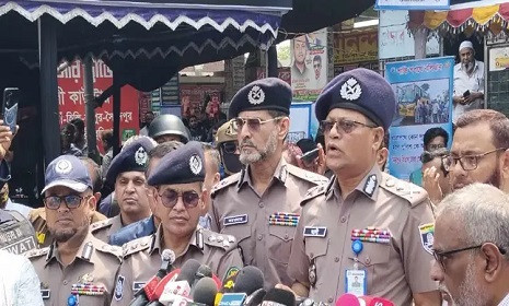 ‘অপরিচিতদের সন্দেহজনক আনাগোনা দেখলে সতর্ক হোন’