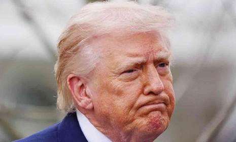 ইরান যুদ্ধে কূল-কিনারা না পেয়ে বের হওয়ার পথ খুঁজছেন ট্রাম্প