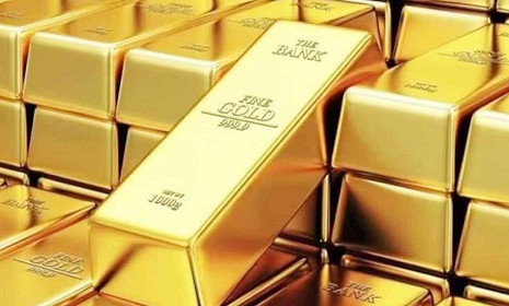 বিশ্ববাজারে সোনার দামে হঠাৎ ধস, দেশে ভরি কত