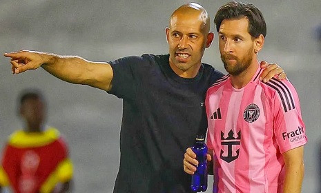 পদত্যাগ করলেন মেসিদের কোচ