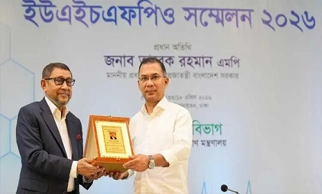 ‘মন্ত্রী সাহেব প্রশংসা একটু কম’