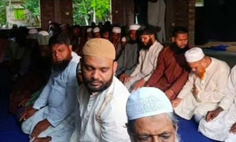 সাতক্ষীরায় ২৫ গ্রামে ঈদ উদযাপন, চলছে পশু কোরবানি 