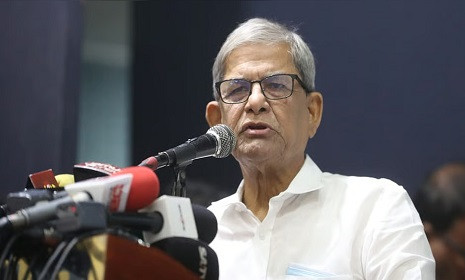 ‘ঢাকায় আর থাকতে ইচ্ছা করে না’