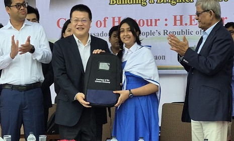 ‘চীন আমাদের উন্নয়নে সহযোগিতা করছে’