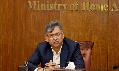 ‘পুলিশ বাহিনীকে রাতারাতি পরিবর্তন করা সম্ভব নয়’