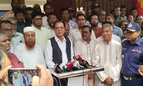 ‘দুর্নীতি-অনিয়ম রোধে আইনশৃঙ্খলা বাহিনীর পাশাপাশি জনগণের সহযোগিতা প্রয়োজন’