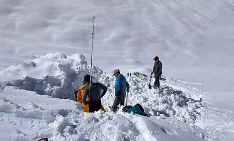 নেপালে তুষারধসে নিহত ১৫ শ্রমিক